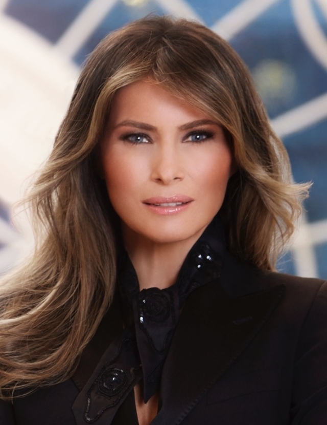 melania_trump_official_portrait_cropped